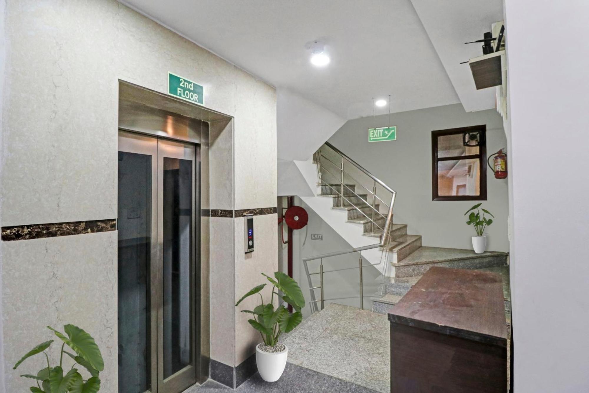 Hotel Stay House New Delhi Luaran gambar